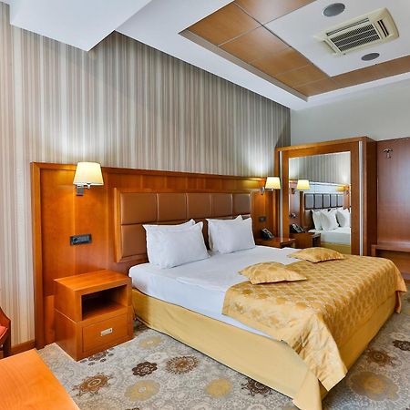 Kings Park Hotel Ποντγορίτσα Εξωτερικό φωτογραφία