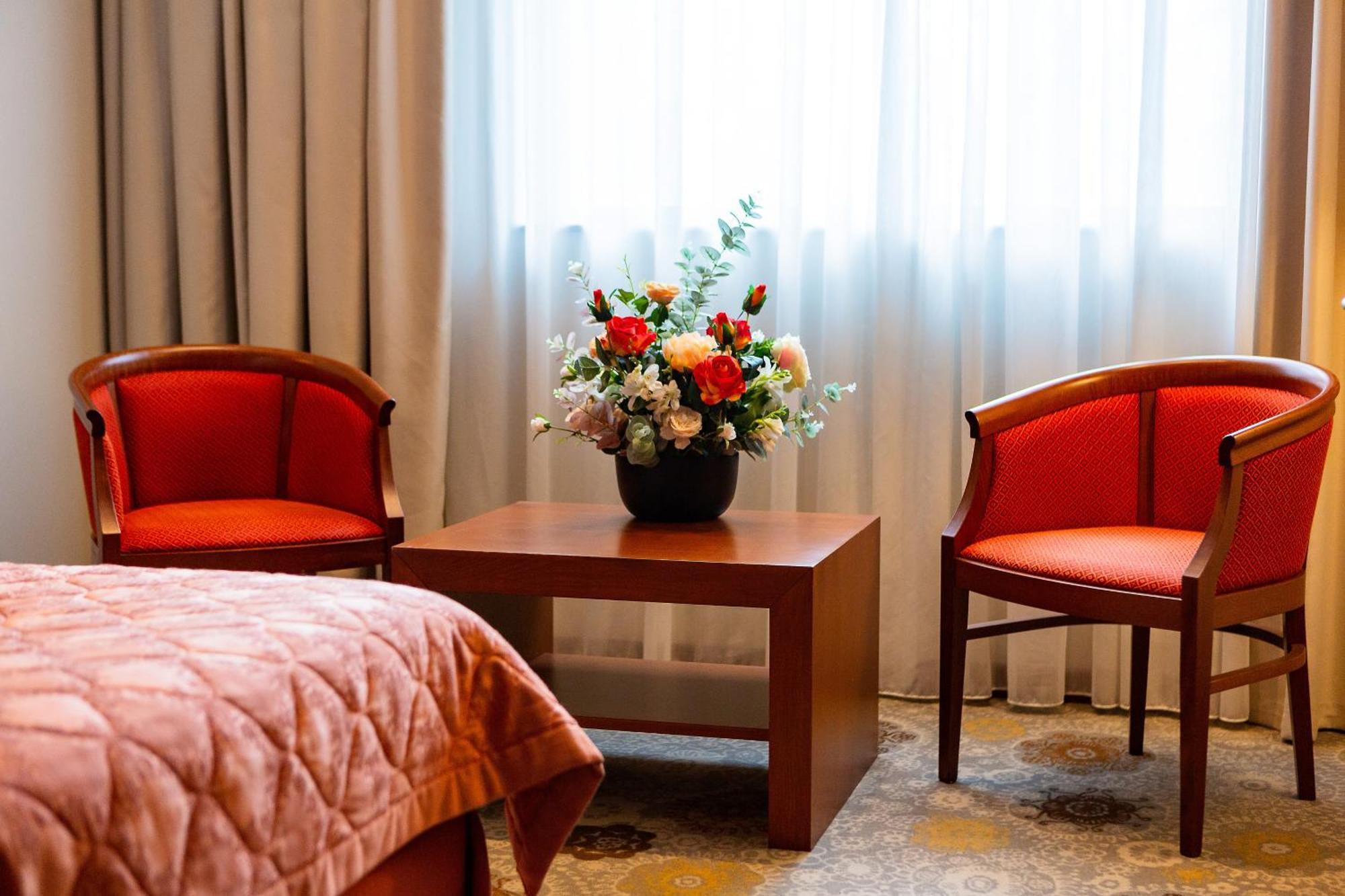 Kings Park Hotel Ποντγορίτσα Εξωτερικό φωτογραφία